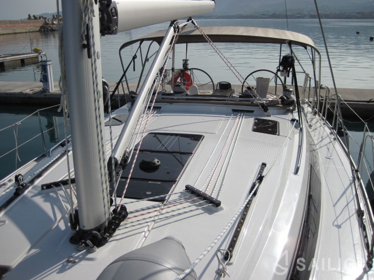 Bavaria 41 Cruiser - Yacht Charter Sailica
