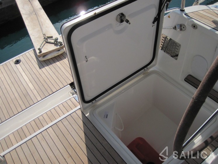 Bavaria 41 Cruiser - Yacht Charter Sailica