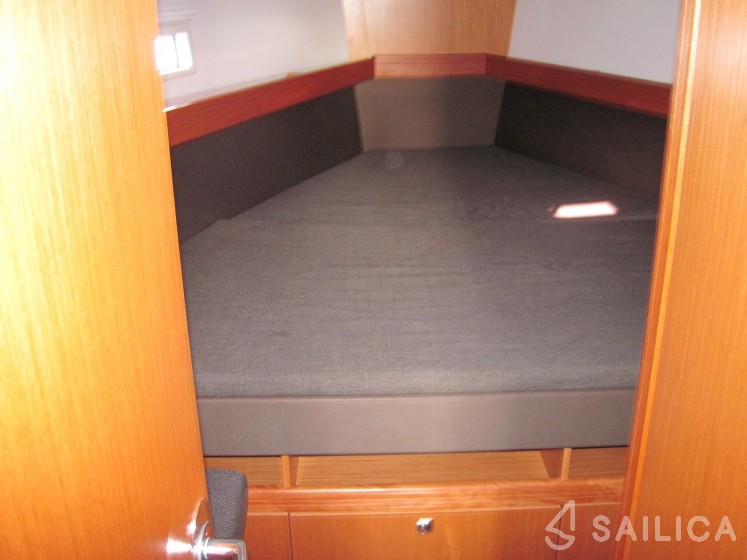 Bavaria 41 Cruiser - Yacht Charter Sailica
