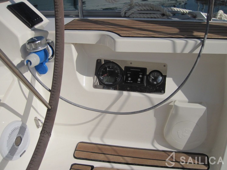 Bavaria 41 Cruiser - Yacht Charter Sailica