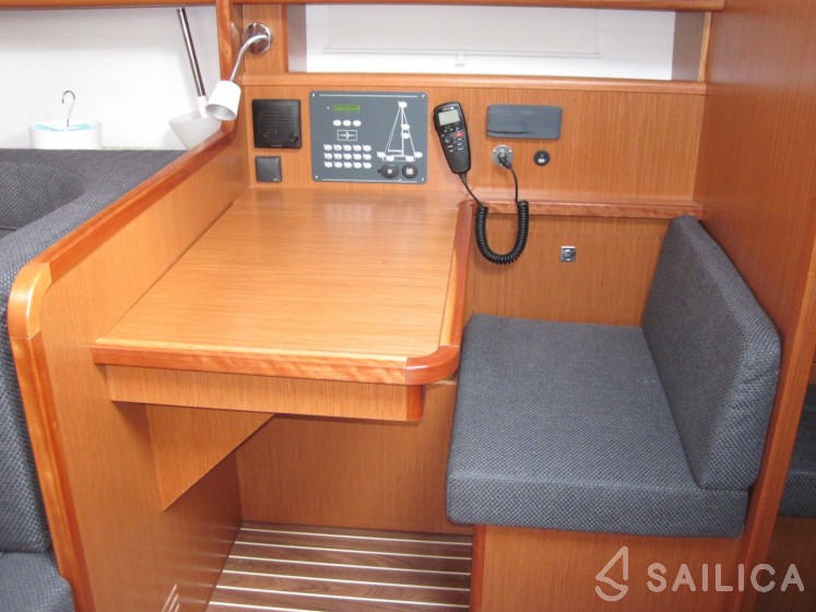 Bavaria 41 Cruiser - Yacht Charter Sailica