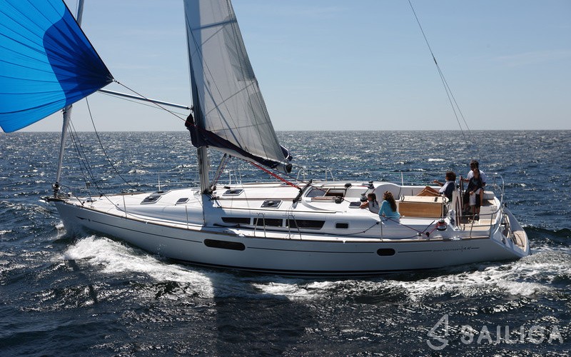 Sun Odyssey 44 i - Yacht Charter Sailica