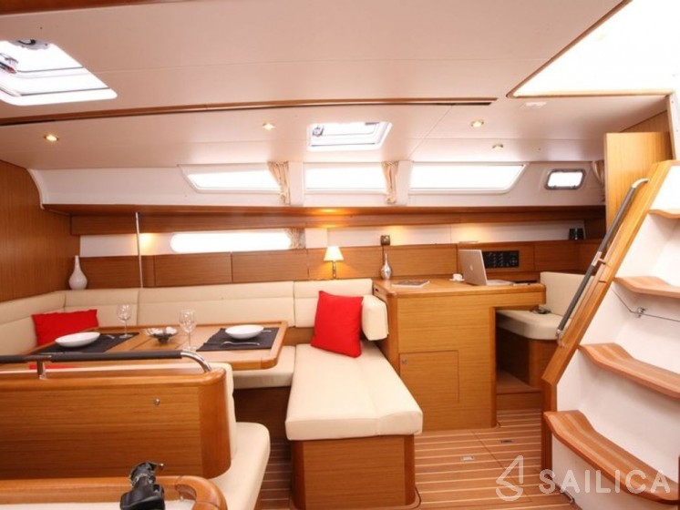 Sun Odyssey 44 i - Yacht Charter Sailica