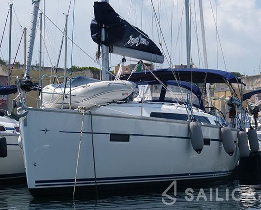 Bavaria 41 Cruiser - Yacht Charter Sailica
