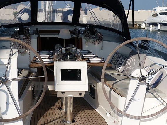 Bavaria 41 Cruiser - Yacht Charter Sailica