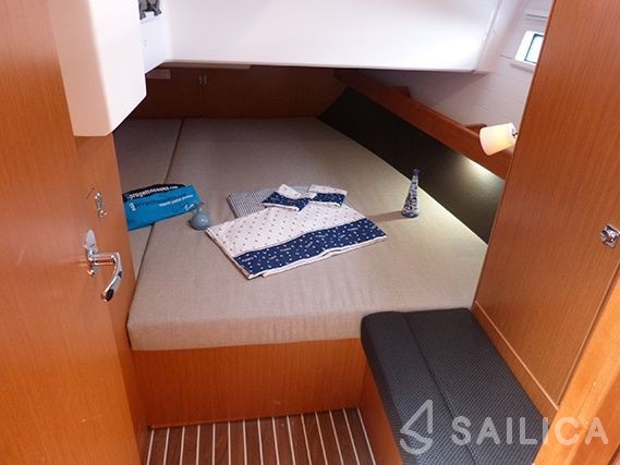 Bavaria 41 Cruiser - Yacht Charter Sailica