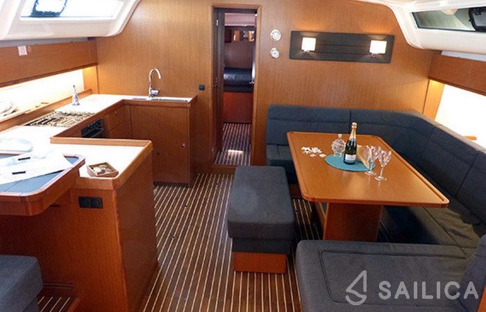 Bavaria 51 Cruiser - Yacht Charter Sailica