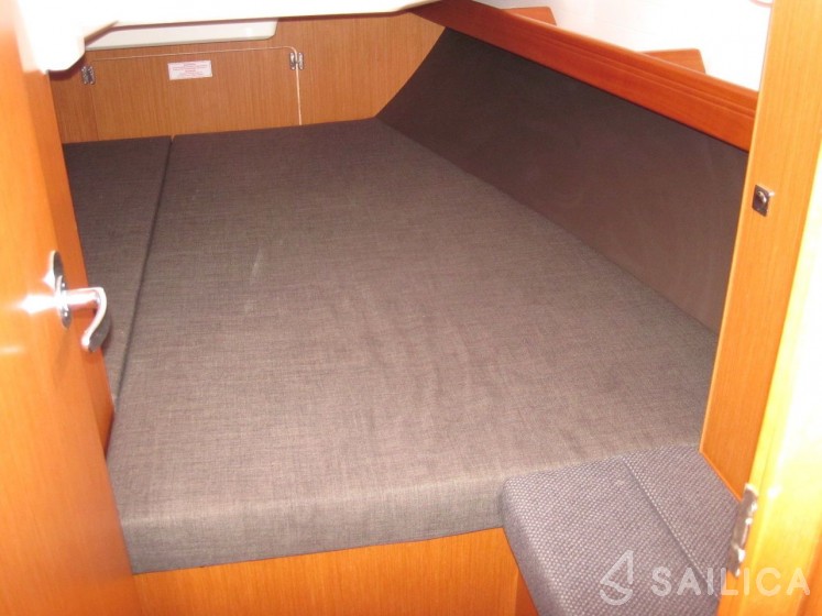 Bavaria 37 Cruiser - Yacht Charter Sailica