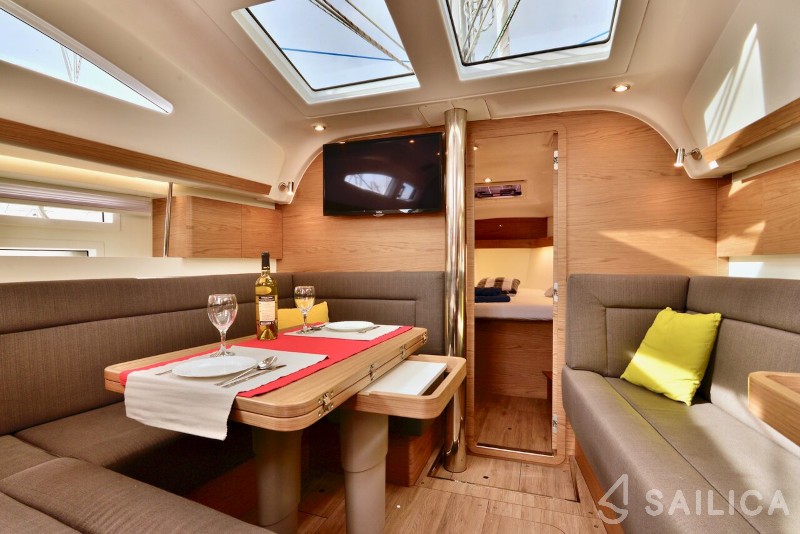 Elan 40 Impression - Yacht Charter Sailica