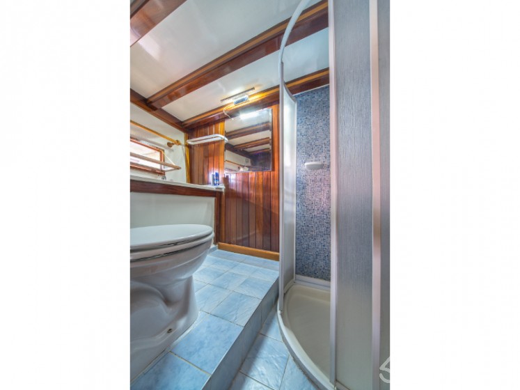 Gulet - Yacht Charter Sailica