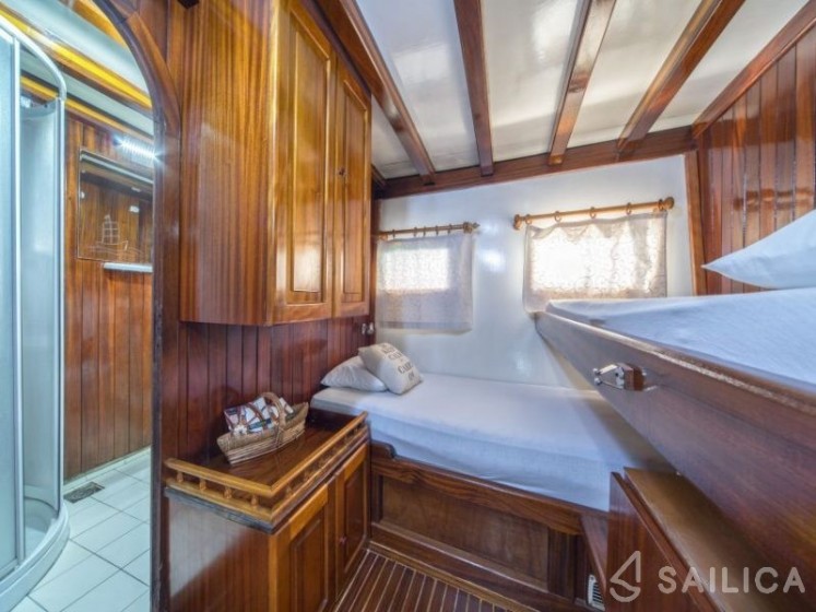 Gulet - Yacht Charter Sailica