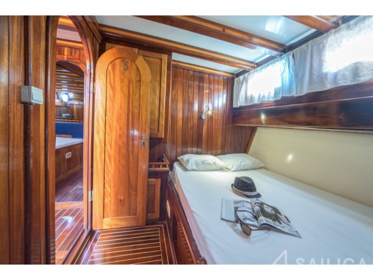 Gulet - Yacht Charter Sailica