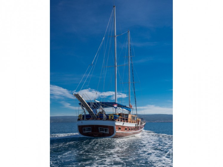 Gulet - Yacht Charter Sailica