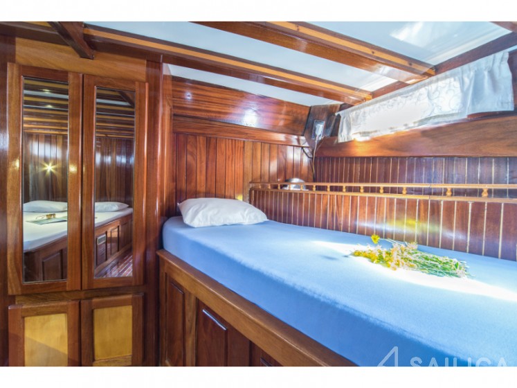 Gulet - Yacht Charter Sailica