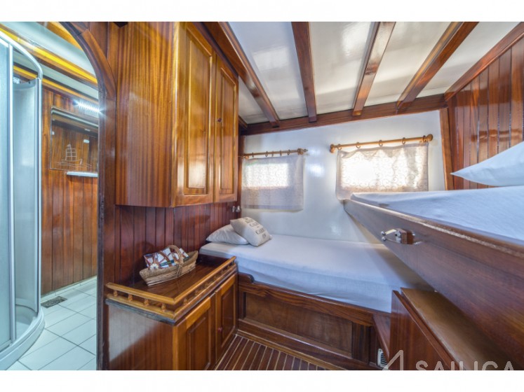 Gulet - Yacht Charter Sailica