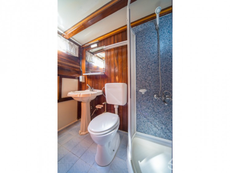 Gulet - Yacht Charter Sailica