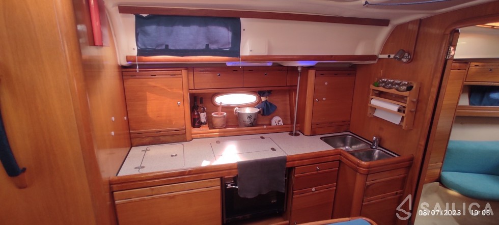 Bavaria 39 Cruiser - Yacht Charter Sailica