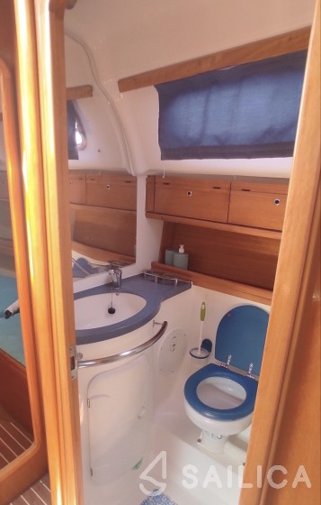 Bavaria 39 Cruiser - Yacht Charter Sailica