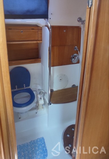 Bavaria 39 Cruiser - Yacht Charter Sailica
