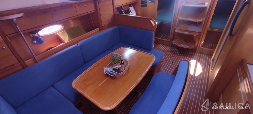 Bavaria 39 Cruiser - Yacht Charter Sailica