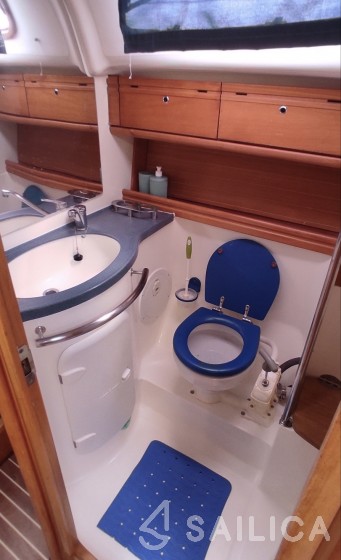 Bavaria 39 Cruiser - Yacht Charter Sailica