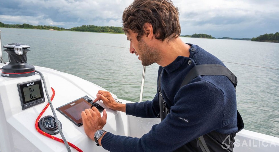 Oceanis 30.1 - Yacht Charter Sailica