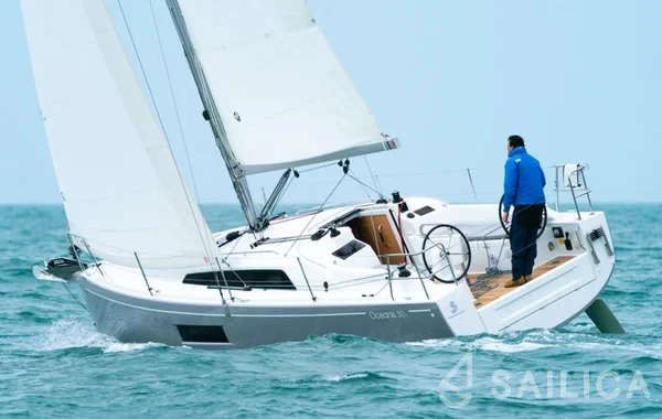 Oceanis 30.1 - Yacht Charter Sailica