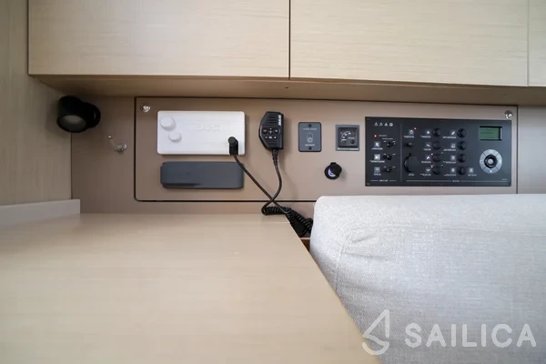 Oceanis 35.1 - Yacht Charter Sailica