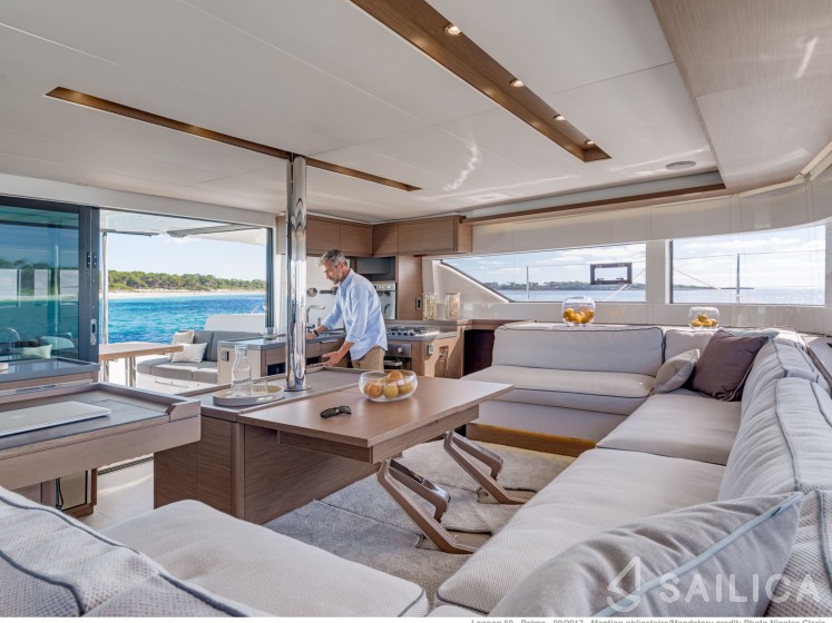 Lagoon 50 - Yacht Charter Sailica