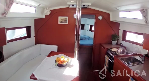 Oceanis 38 - Yacht Charter Sailica