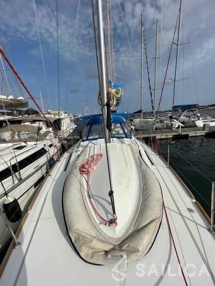 Oceanis 38 - Yacht Charter Sailica