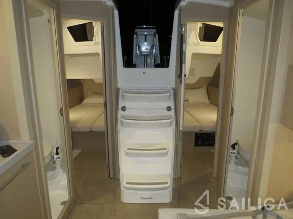 Oceanis 38 - Yacht Charter Sailica