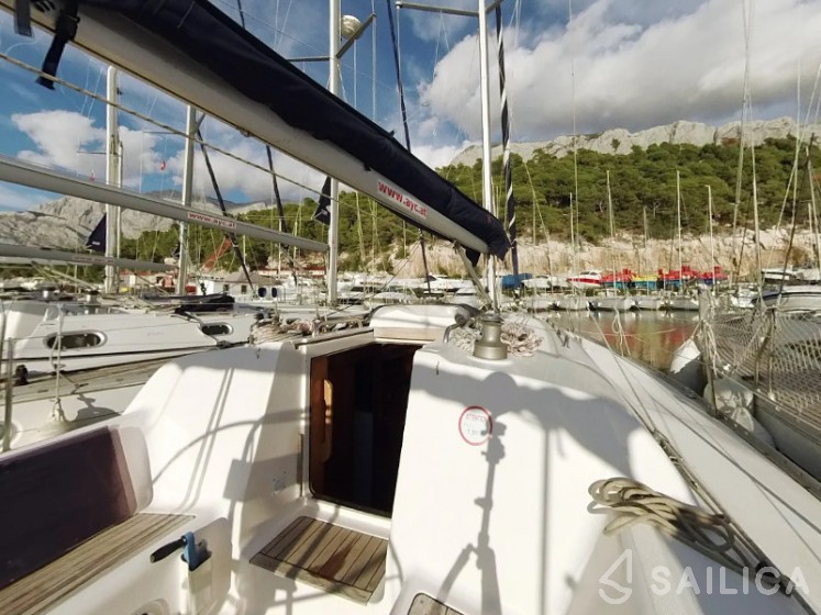 Elan 40 - Yacht Charter Sailica