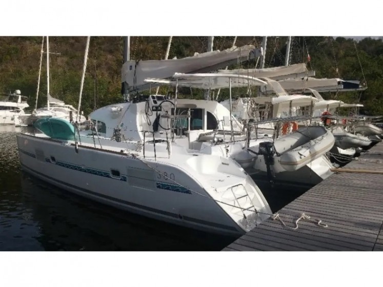 Lagoon 380 - Yacht Charter Sailica