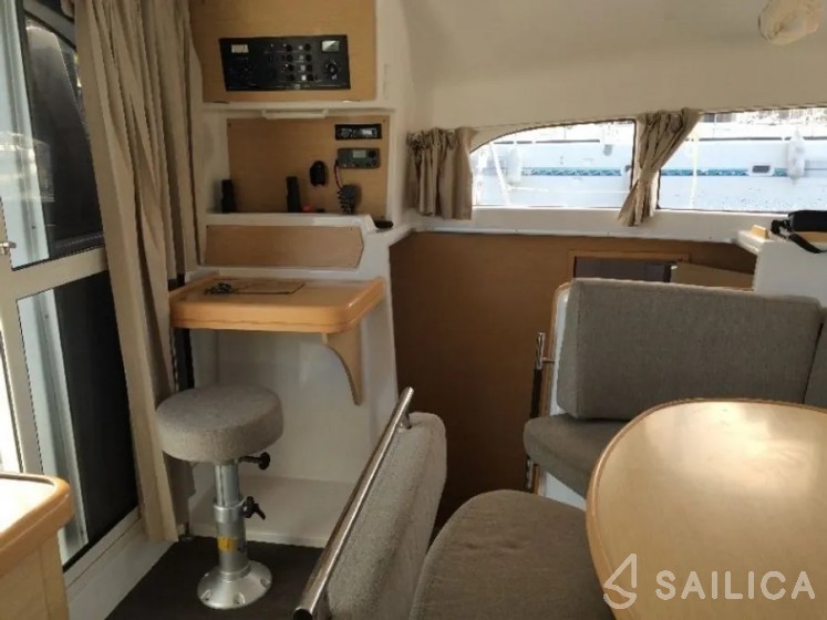 Lagoon 380 - Yacht Charter Sailica