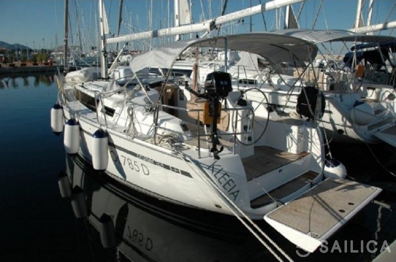 Bavaria 33 Cruiser - Yacht Charter Sailica