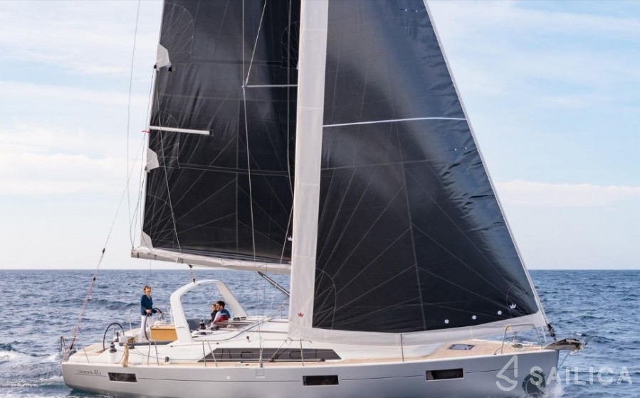 Oceanis 41.1 - Yacht Charter Sailica