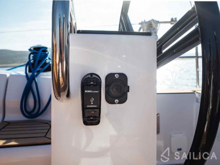 Elan Impression 40.1 - Yacht Charter Sailica