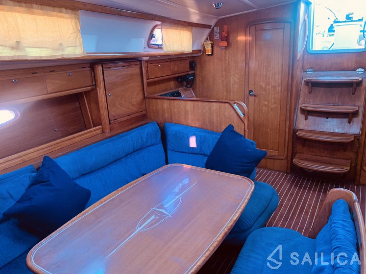 Bavaria 42 - Yacht Charter Sailica