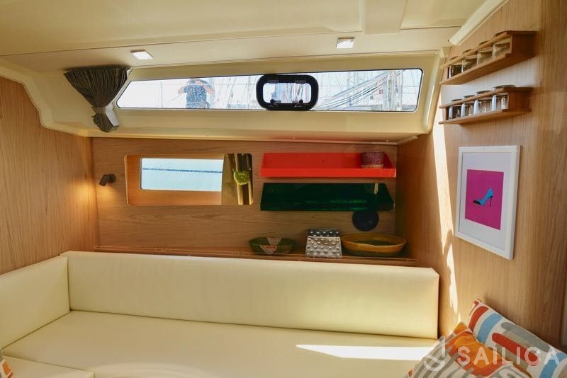 Oceanis 41.1 - Yacht Charter Sailica