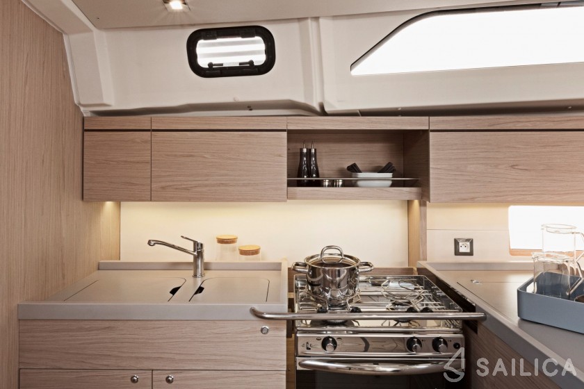 Oceanis 46.1 - Yacht Charter Sailica