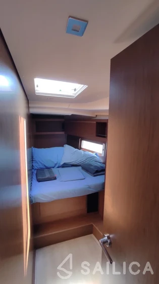 Oceanis 46.1 - Yacht Charter Sailica