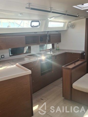 Oceanis 46.1 - Yacht Charter Sailica