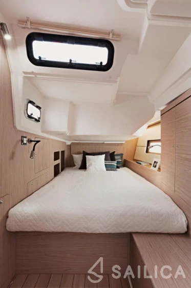 Oceanis 46.1 - Yacht Charter Sailica