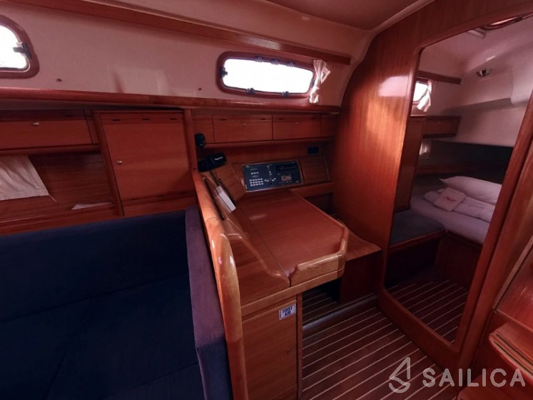 Bavaria 39 Cruiser - Yacht Charter Sailica