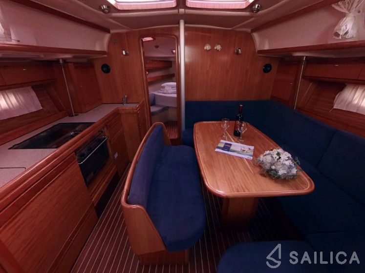 Bavaria 39 Cruiser - Yacht Charter Sailica