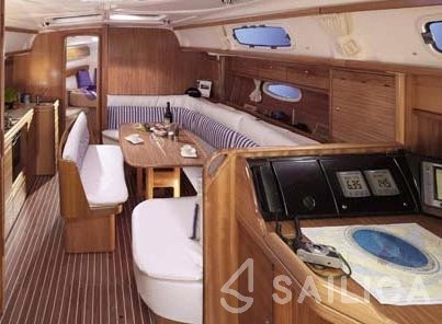 Bavaria 39 Cruiser - Yacht Charter Sailica