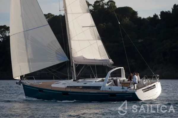 Oceanis 48 - Yacht Charter Sailica