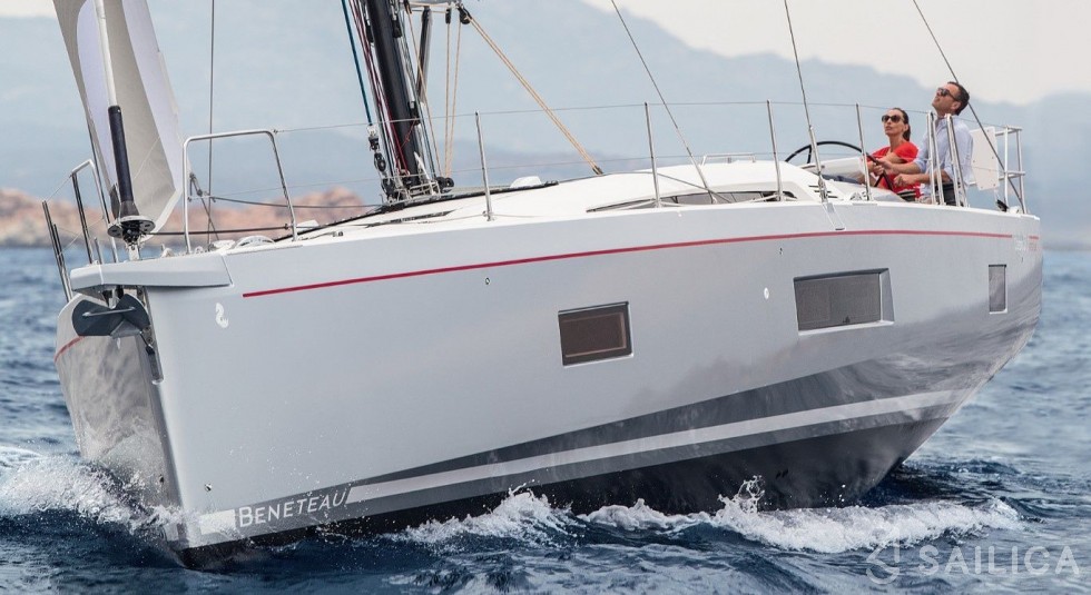 Oceanis 51.1 - Yacht Charter Sailica