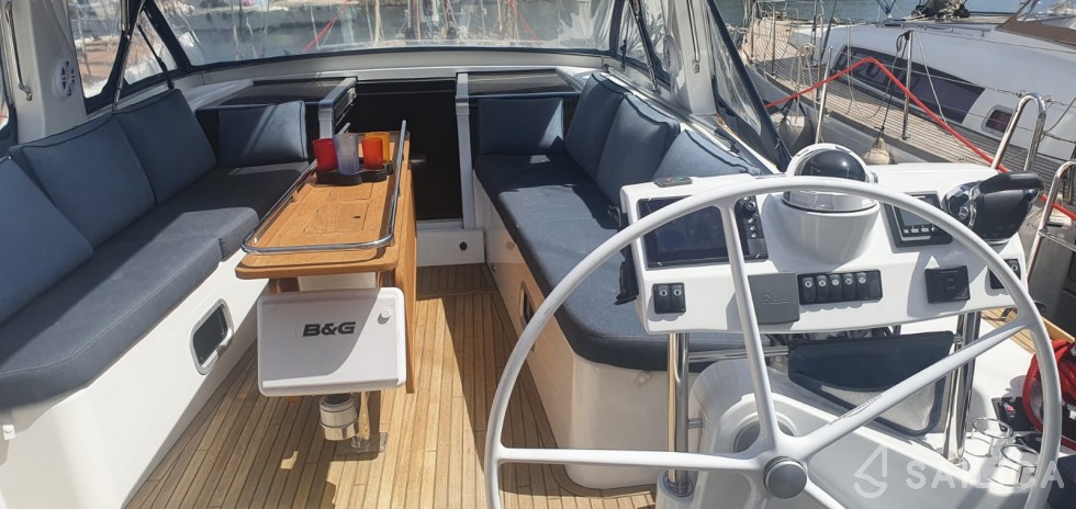 Oceanis 60 - Yacht Charter Sailica